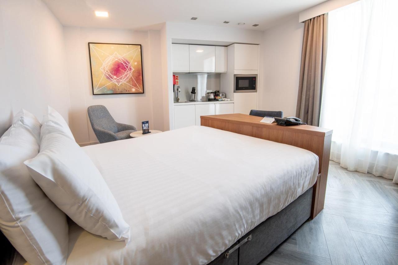 Roomzzz London Stratford Exteriör bild