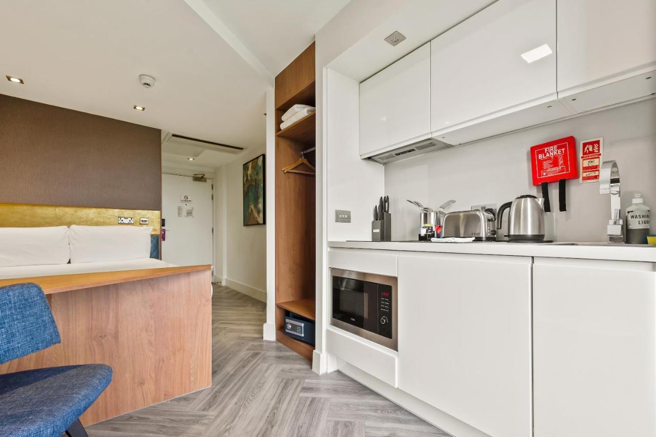 Roomzzz London Stratford Exteriör bild